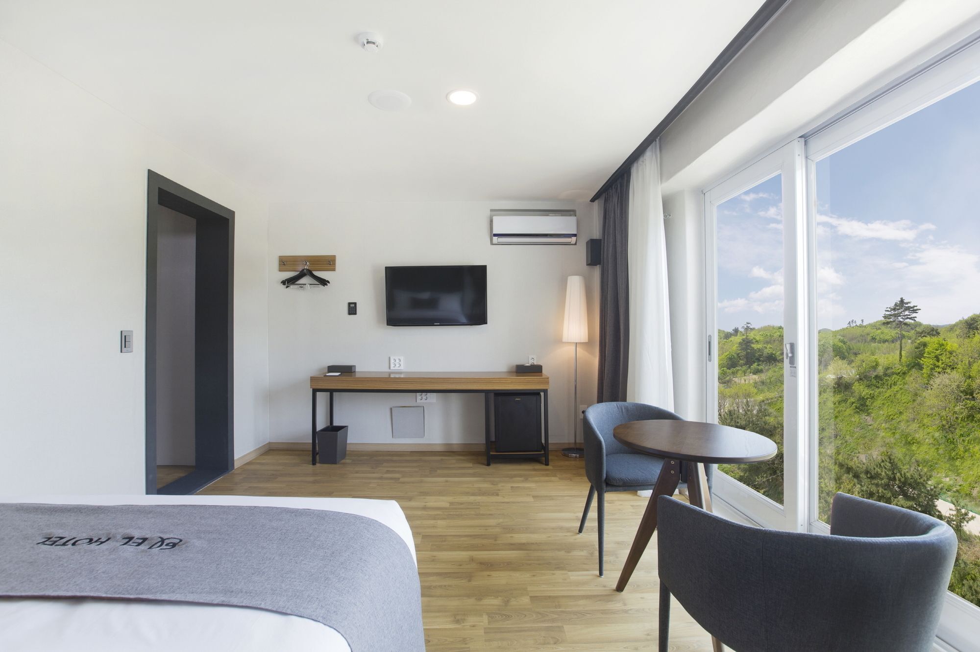 El Hotel Yangyang Exterior photo
